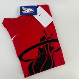 Nike Kids Miam Heat NBA Dri-FIT T-Shirt Red Basketball Logo Tee‎ M 10 12